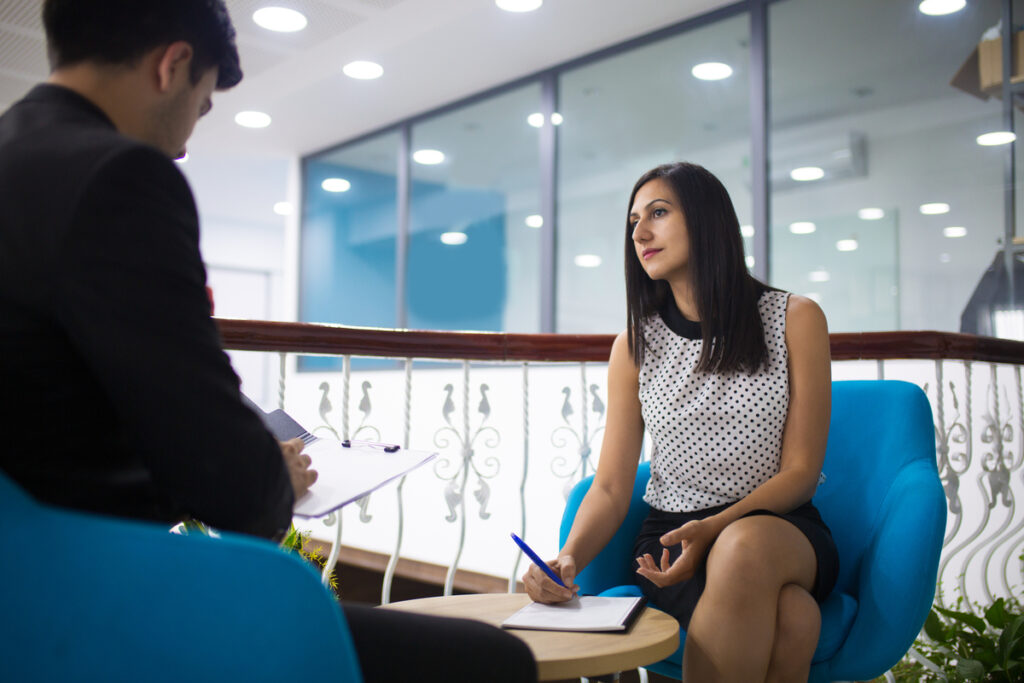 ứng viên phỏng vấn 