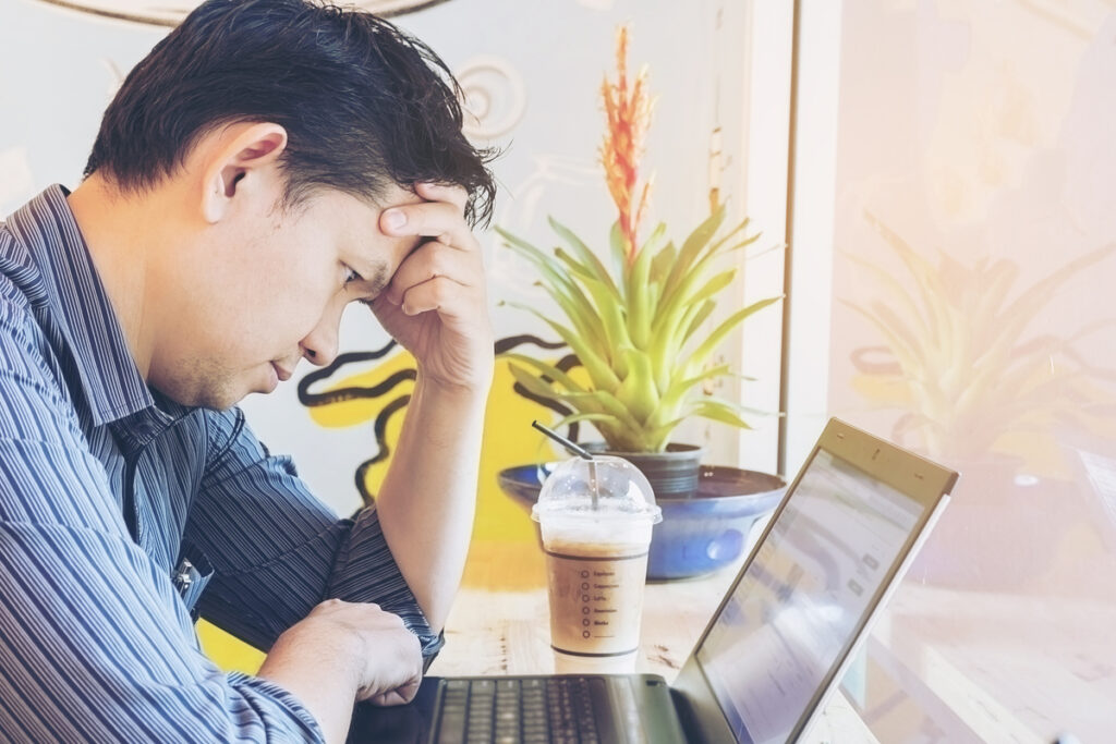 Workaholic là gì? Tự kiểm tra bạn có phải là người nghiện việc